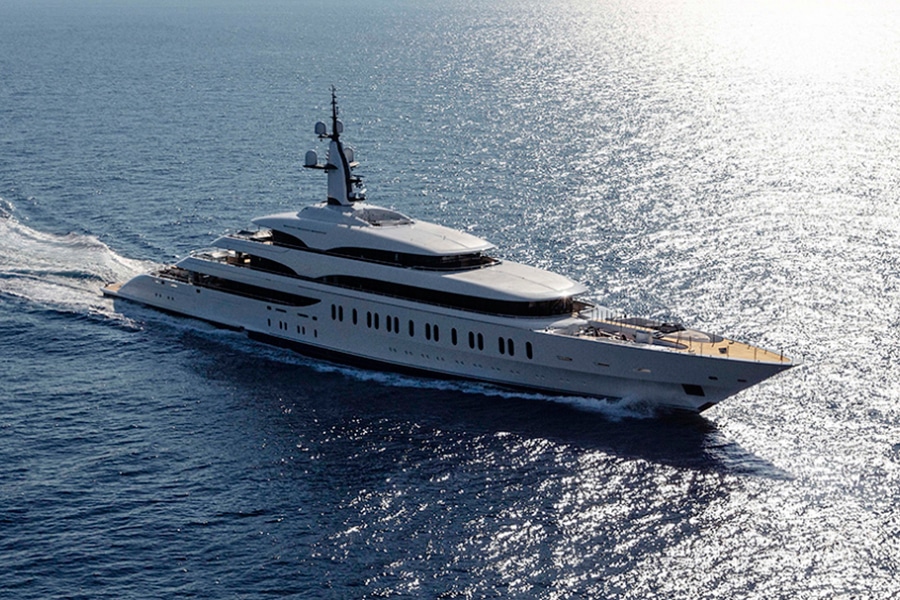 packer superyacht