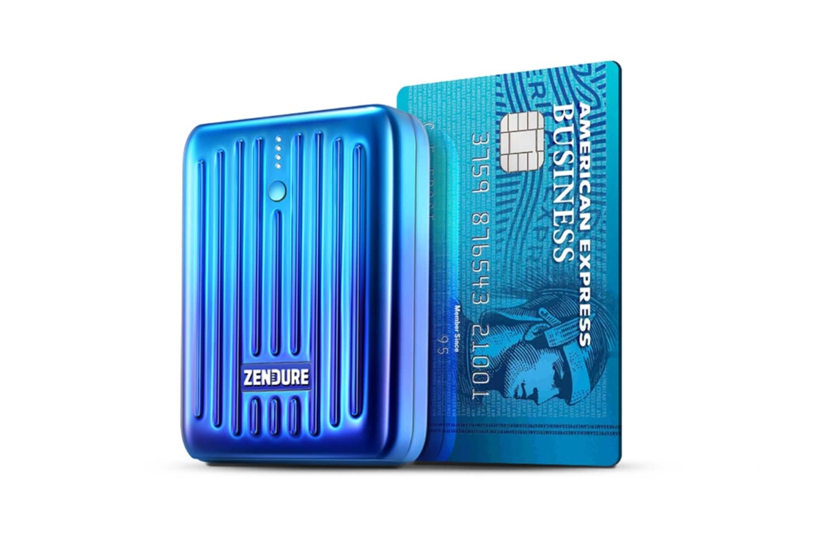 Zendure SuperMini power bank next to a credit card