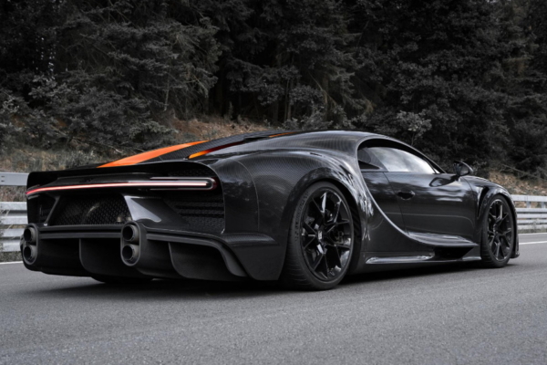 Bugatti Chiron Becomes the Fastest Car in the World | Man of Many