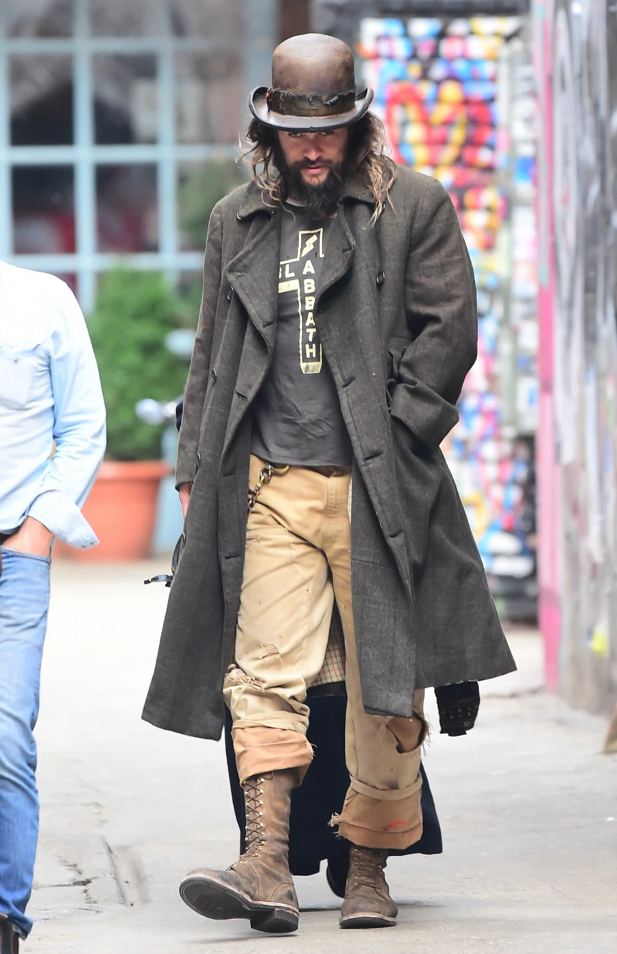 Jason momoa sale carhartt pants