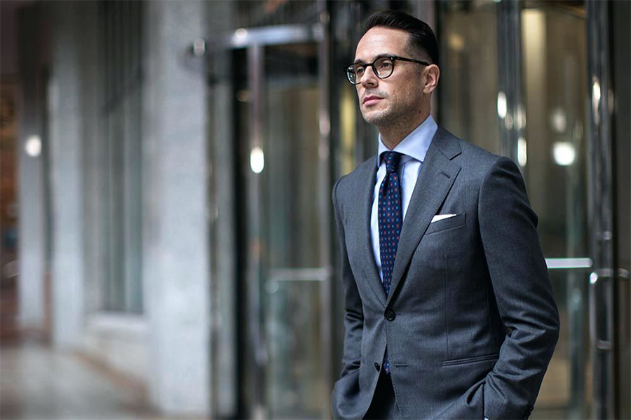 charcoal suit with grey tie