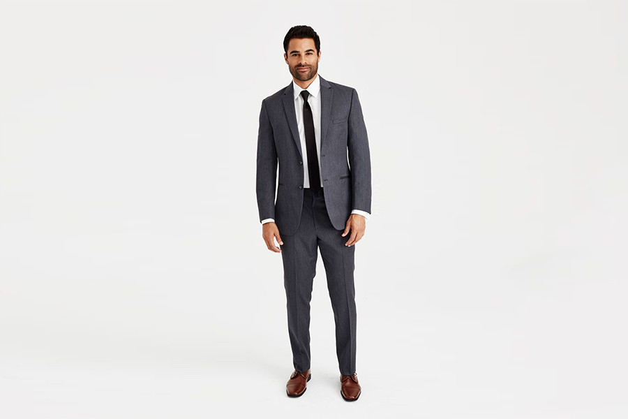 dark grey suit color combinations