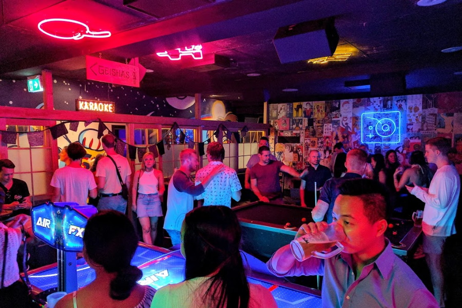 japanese karaoke bar