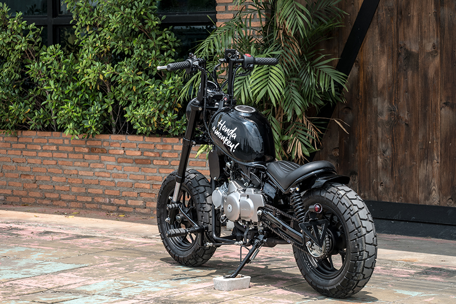 zeus customize honda motorcycle back