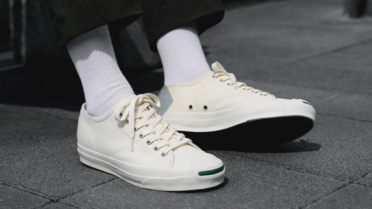 21 Best Minimalist Sneakers for Men 