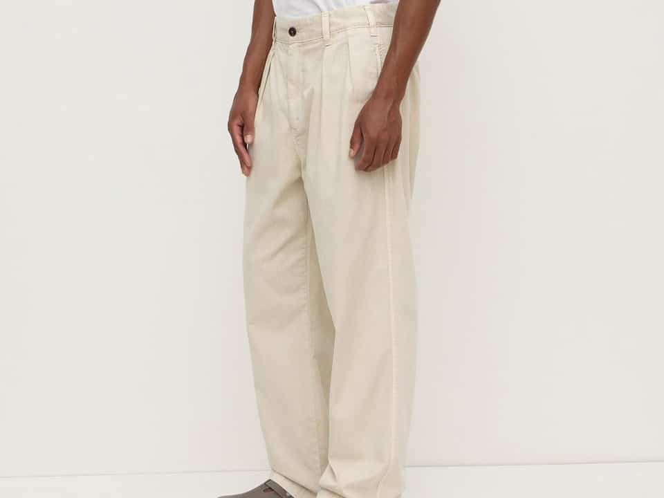 Miles pleated chino limestone 03