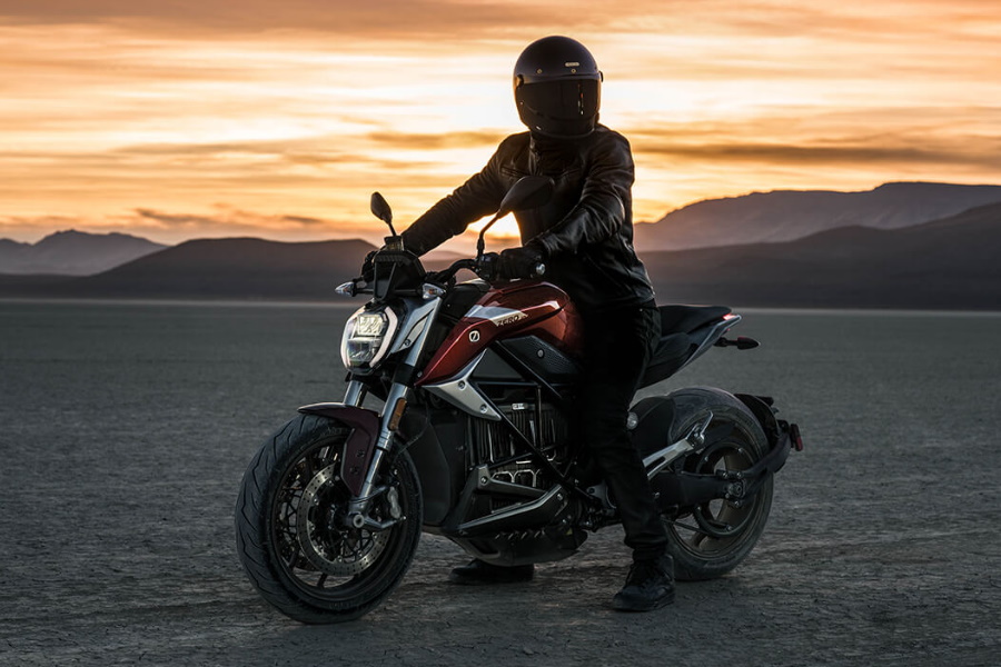 Man riding Zero SR/F Electric Motorcycle