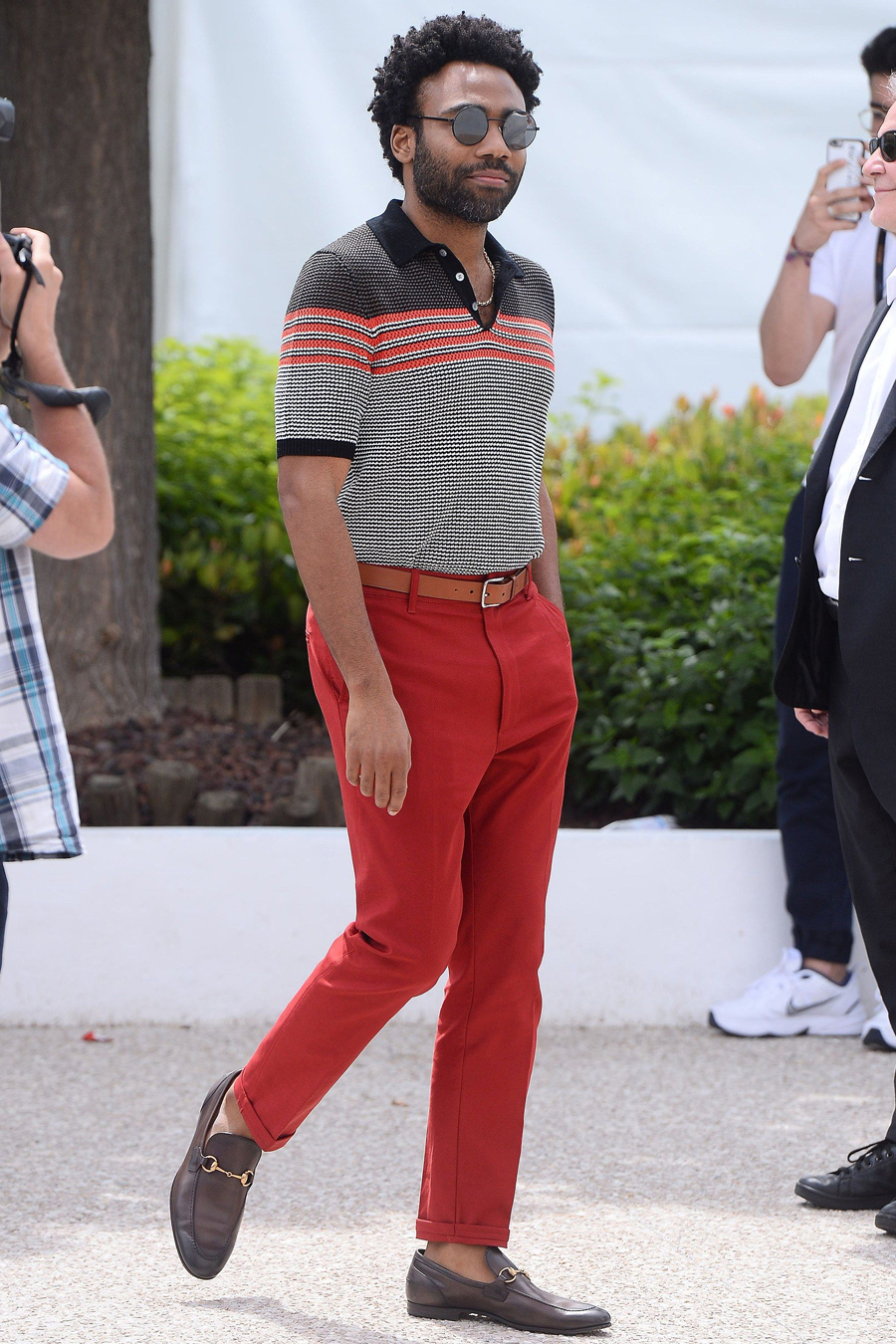 How to Wear Red Pants (Men's Style Guide) - The Trend Spotter