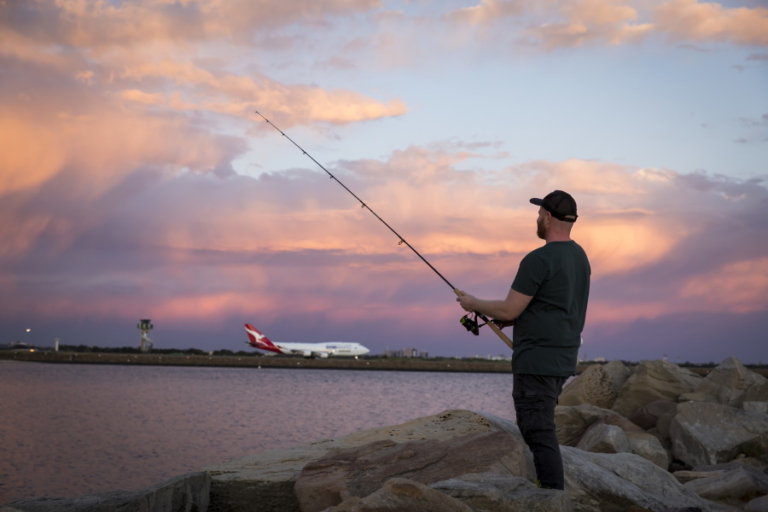 12 Best Fishing Spots in Sydney | Man of Many