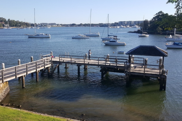 12 Best Fishing Spots in Sydney | Man of Many