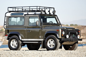 land rover NAS defender side view