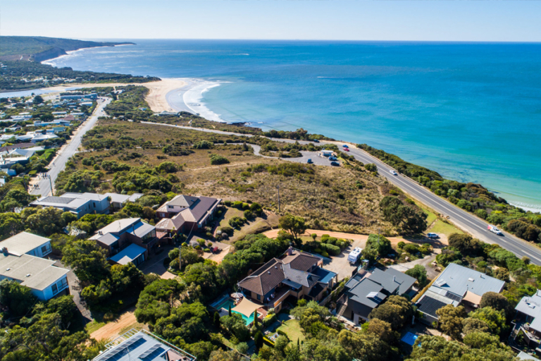 10 Best fishing spots in Melbourne Man of Many