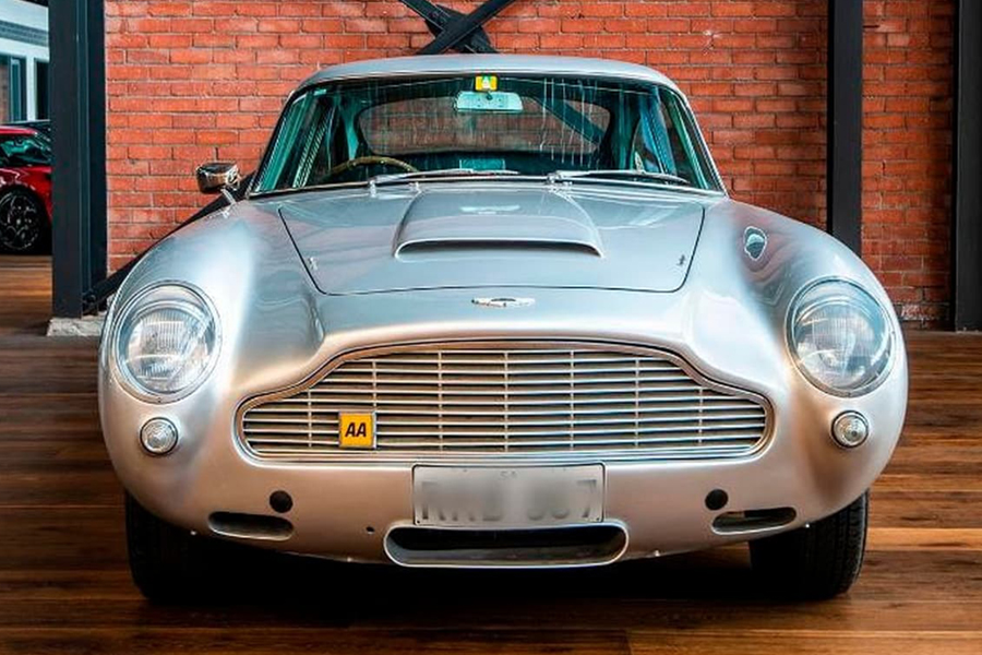 Rare 1964 Aston Martin Db5 Manual For Sale Man Of Many