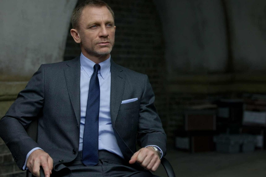 Why Every Guy Needs a Charcoal Suit, and How to Wear One