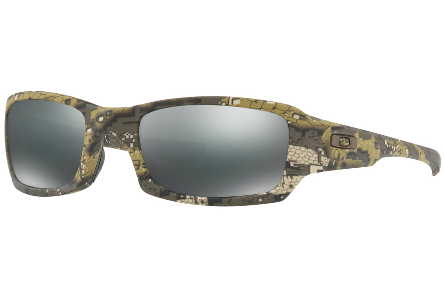 Oakley SI's Origin is Based on Serving Heroes | Man of Many