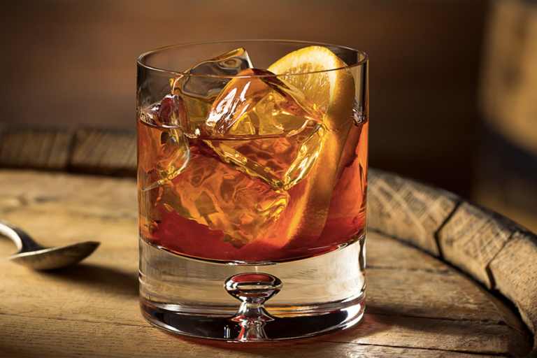 How To Make the Perfect Old Fashioned Cocktail Man of Many