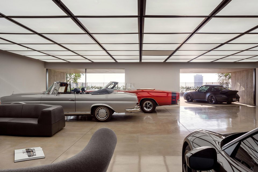 Collywood house garage