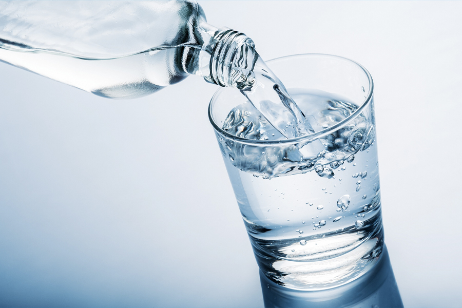 How Much Water Should You Drink Per Day Man Of Many   1 How Much Water Should You Drink Per Day  