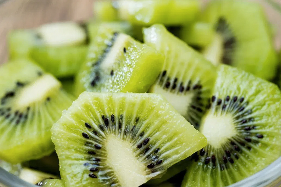 Best Healthy Snacks for Weight Loss - kiwi