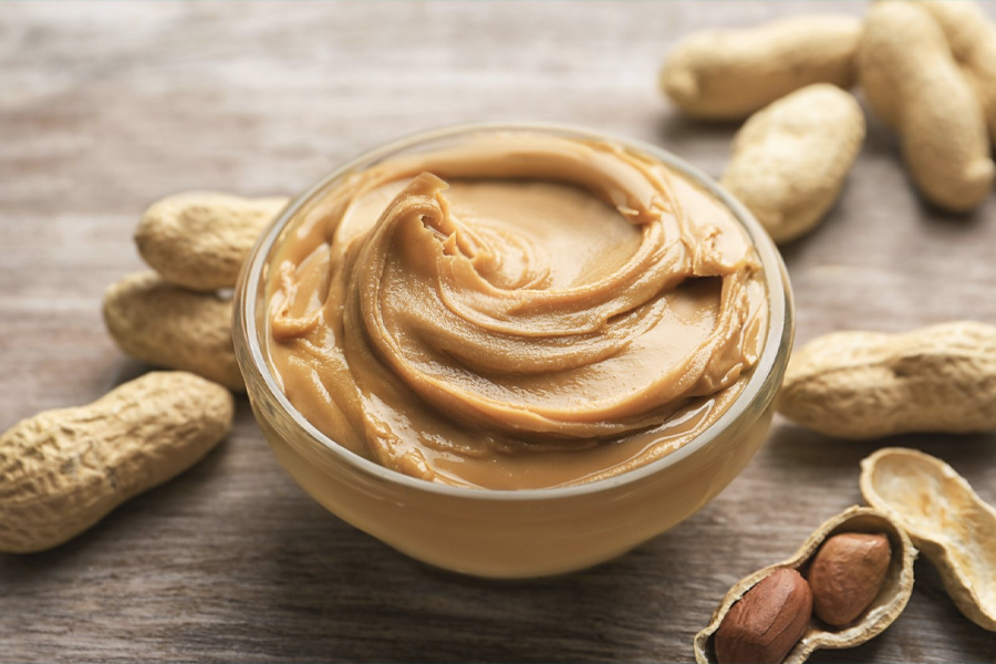 Best Healthy Snacks for Weight Loss - peanut butter