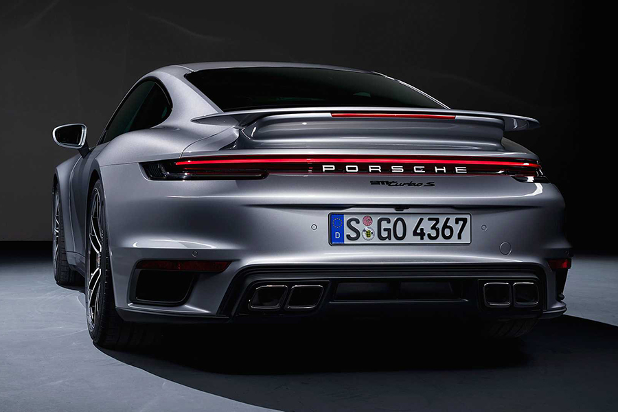 Brand-New Porsche 911 Turbo S Gets Lightweight Version | Man of Many