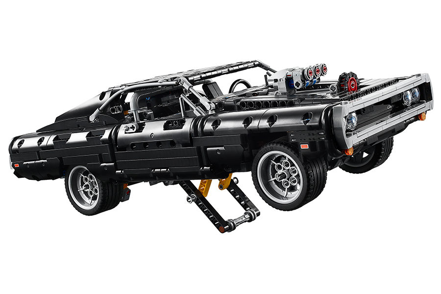 DOM's Lego Technic Dodge Charger open bottom for easy fixed