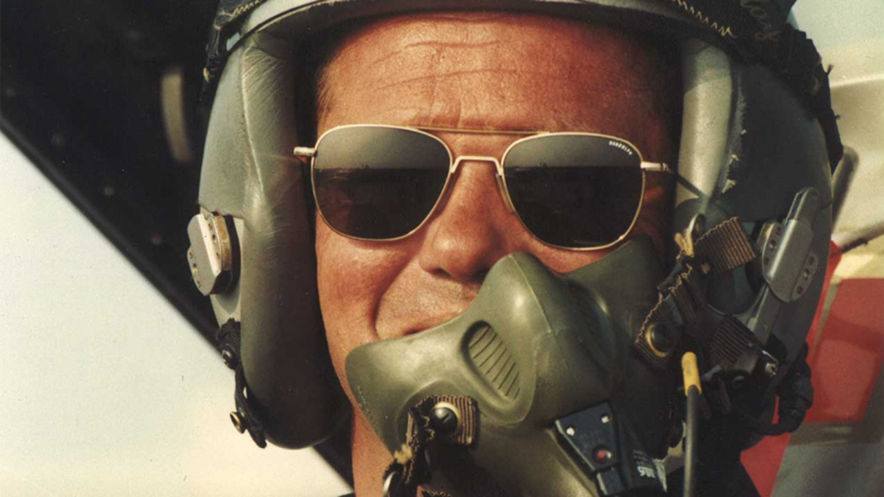 100 aircraft goggles