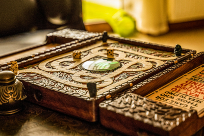 This Screen-Quality Jumanji Replica Board Actually Works