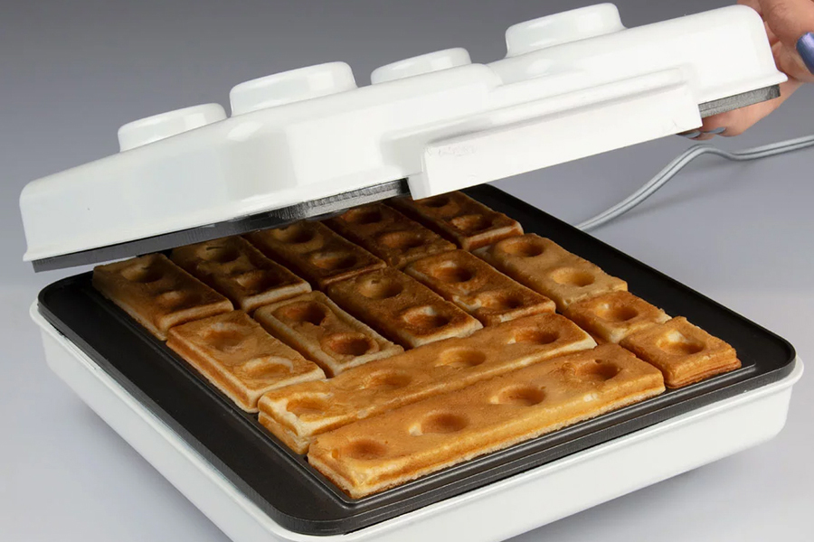 World’s First Ever Building Brick Waffle Maker