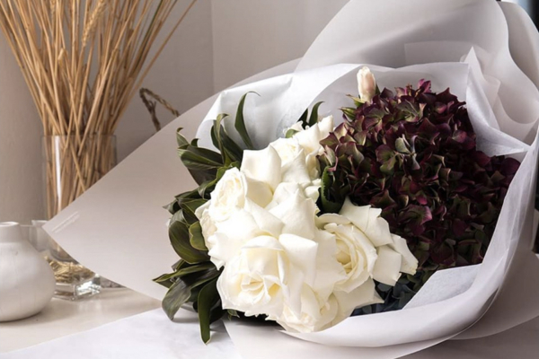 12 Best Flower Delivery In Sydney | Man Of Many