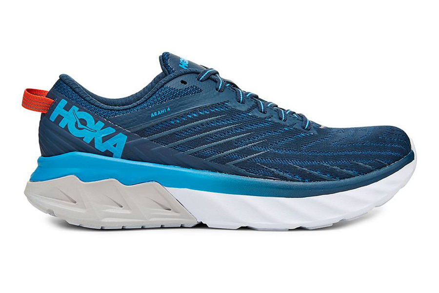 Hoka One One Arahi 4