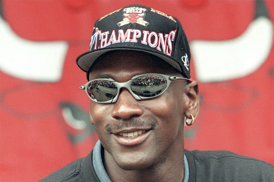 Descubrir 77+ imagen oakley michael jordan sunglasses