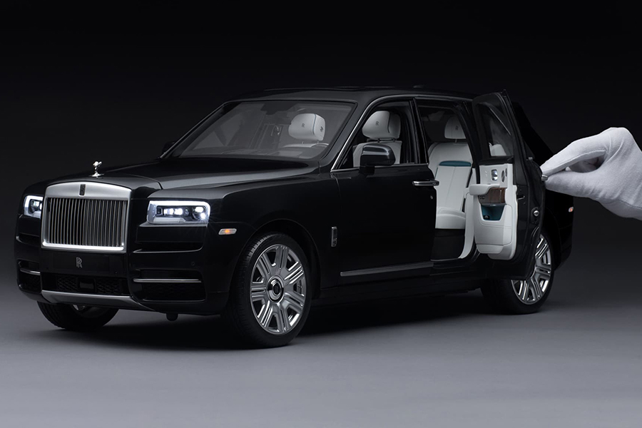 2017 Rolls-Royce SUV Project CULLINAN