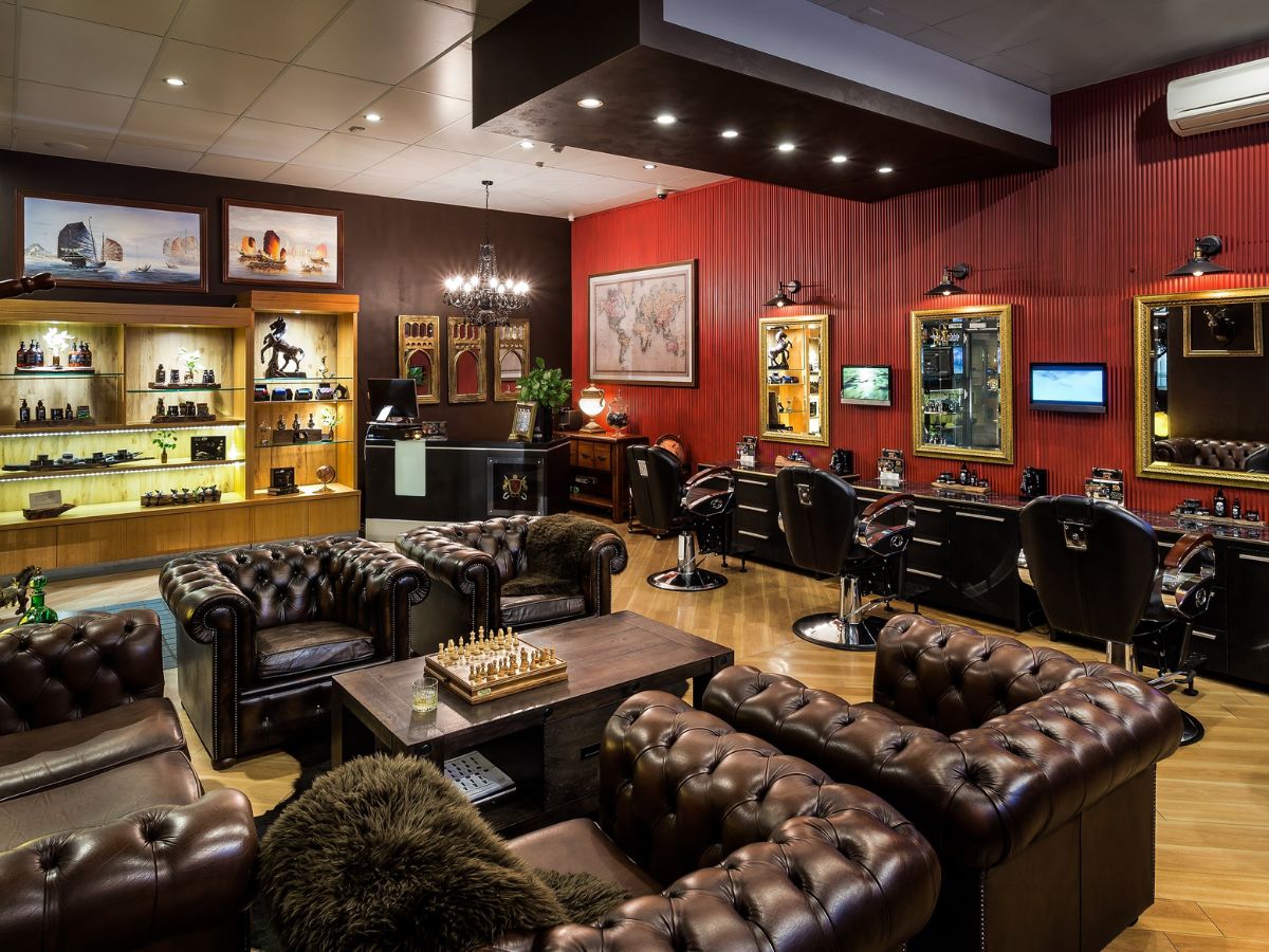 Lounge at Gentleman’s Hair