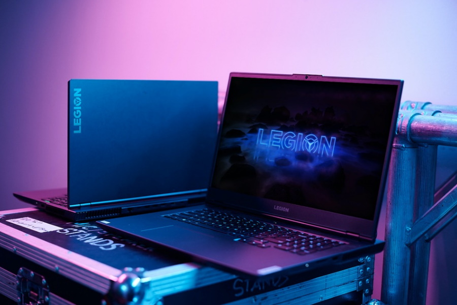 Lenovo gaming setup