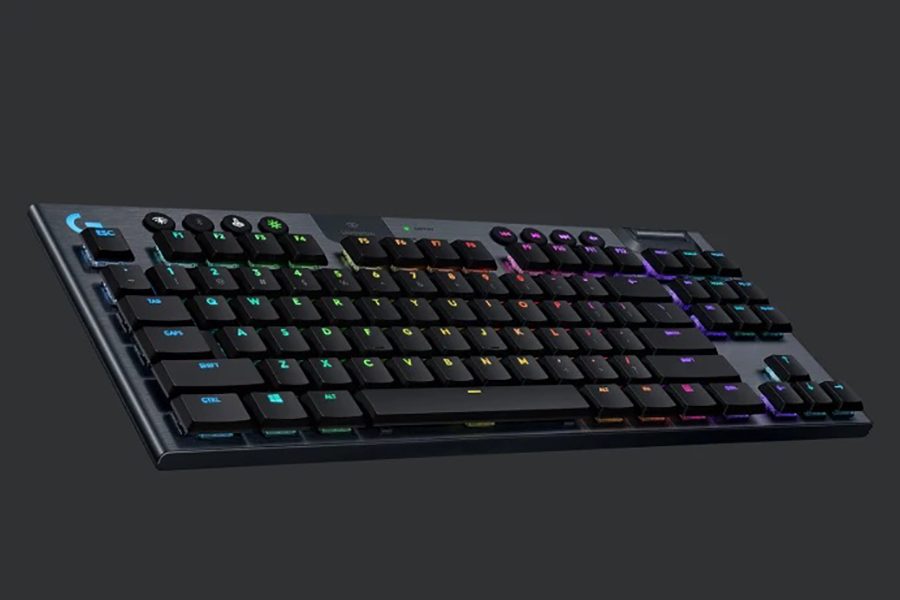 Logitech G915 TKL keyboard