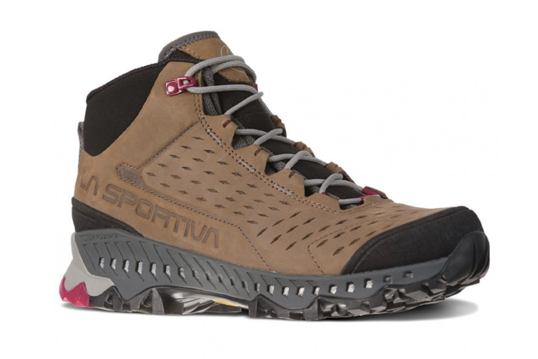 18 Best Hiking Boots for the Weekend Adventurer Man of Many