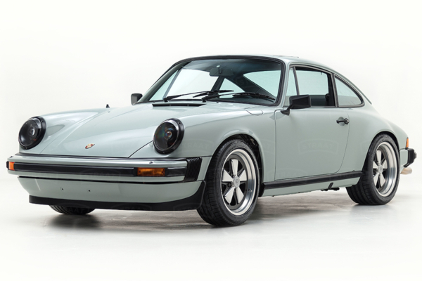 Straat Modernises Classic Good Looks With Custom Porsche 911 