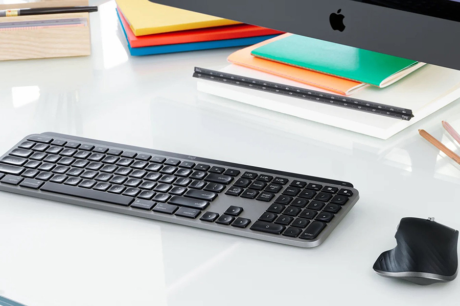 Logitech MX Master 3 and MX Keys for Mac table view