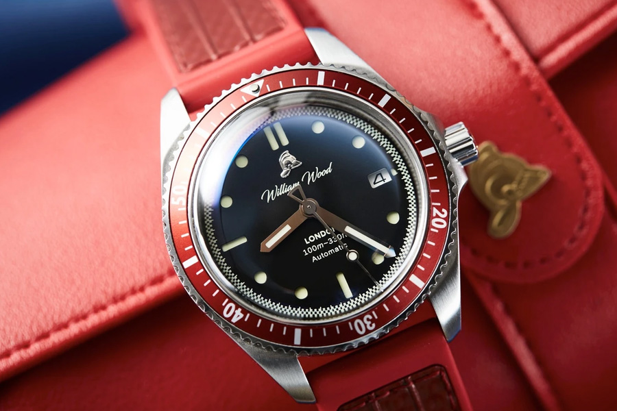 William Wood Valiant watch with black dial and red bezel