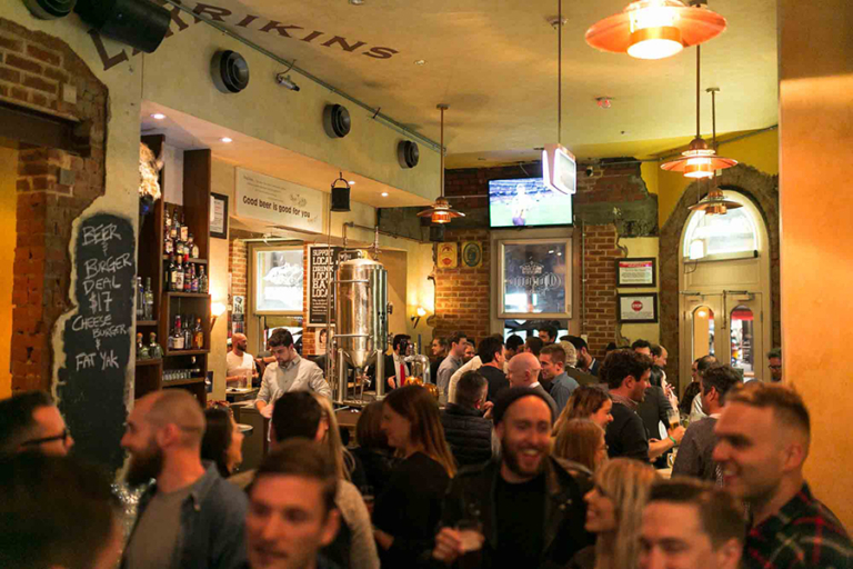 20 Best Pubs in Adelaide For a Pint and a Feed | Man of Many