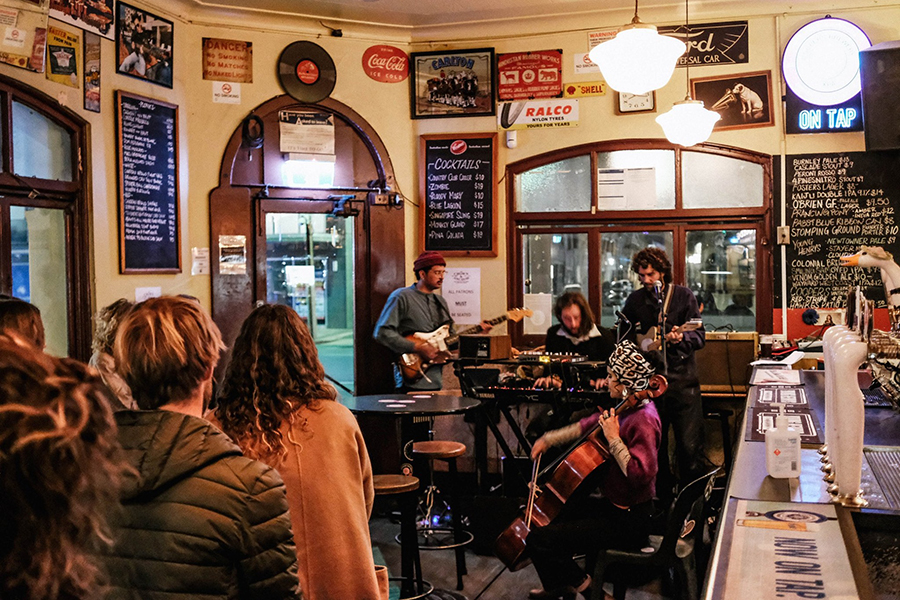 The Crown and Anchor Pubs in Adelaide 