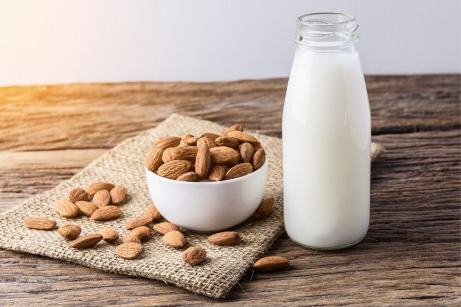 Best Keto Drinks - almond milk