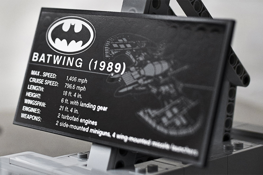 LEGO 1989 Batwing 4