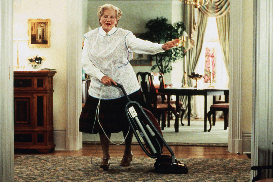 Mrs. Doubtfire vacuum cleaning and dancing