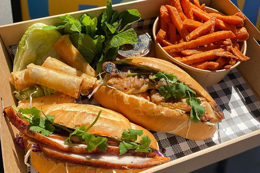 Tia Con Banh Mi Melbourne 