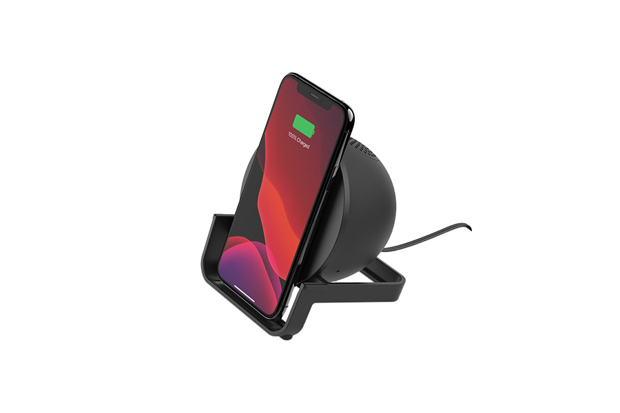 Belkin Boost Charge Pro 3-in-1 Wireless Charger Christmas Gift Guide Tech Head