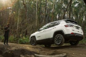 Jeep Compass Trailhawk’s 4×4 Selec-Terrain Traction Management System keeping the car stable on uneven ground