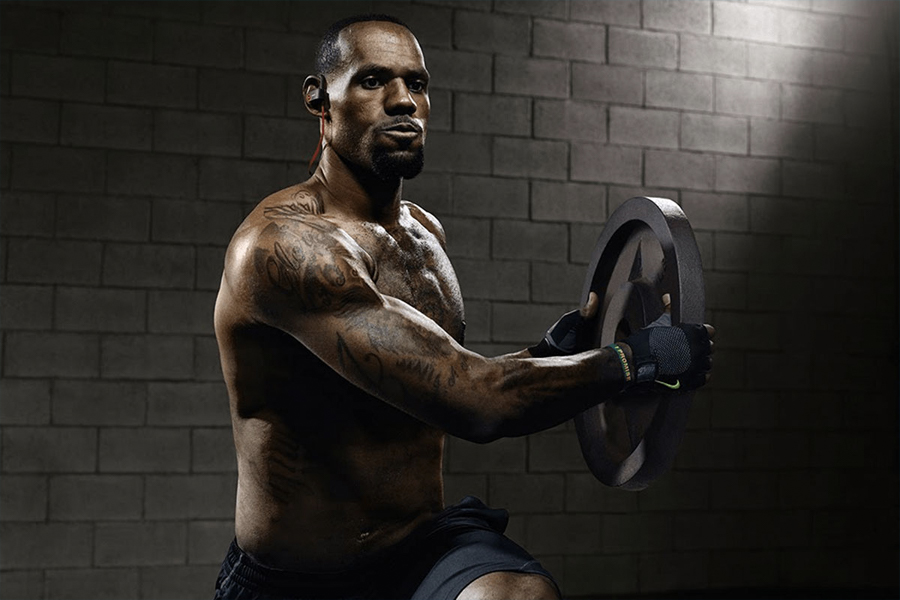 lebron james muscle mass