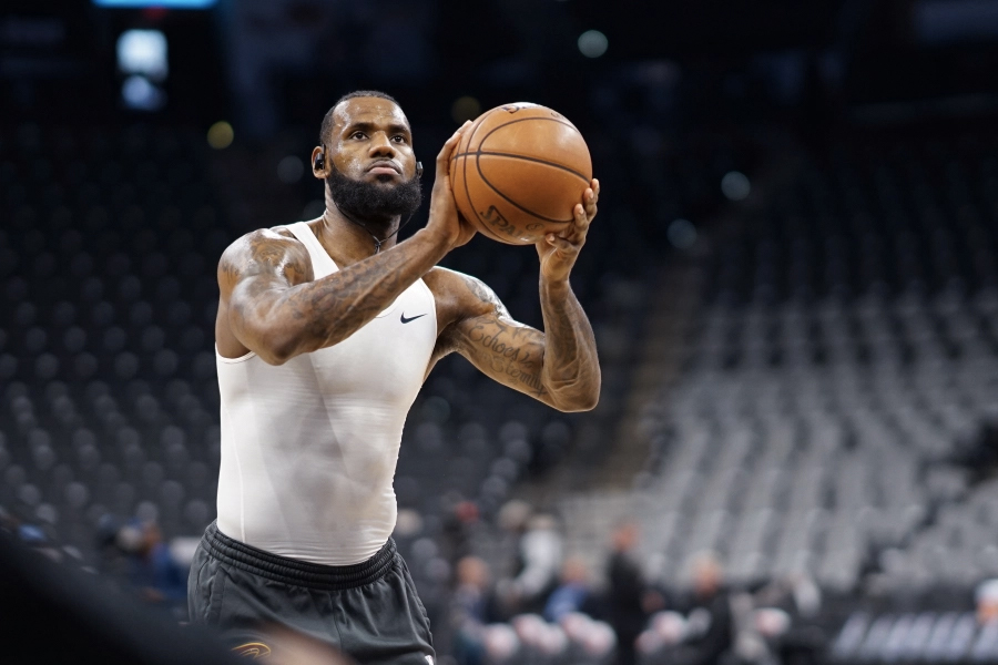 LeBron James Diet & Workout Plan | Man of Many